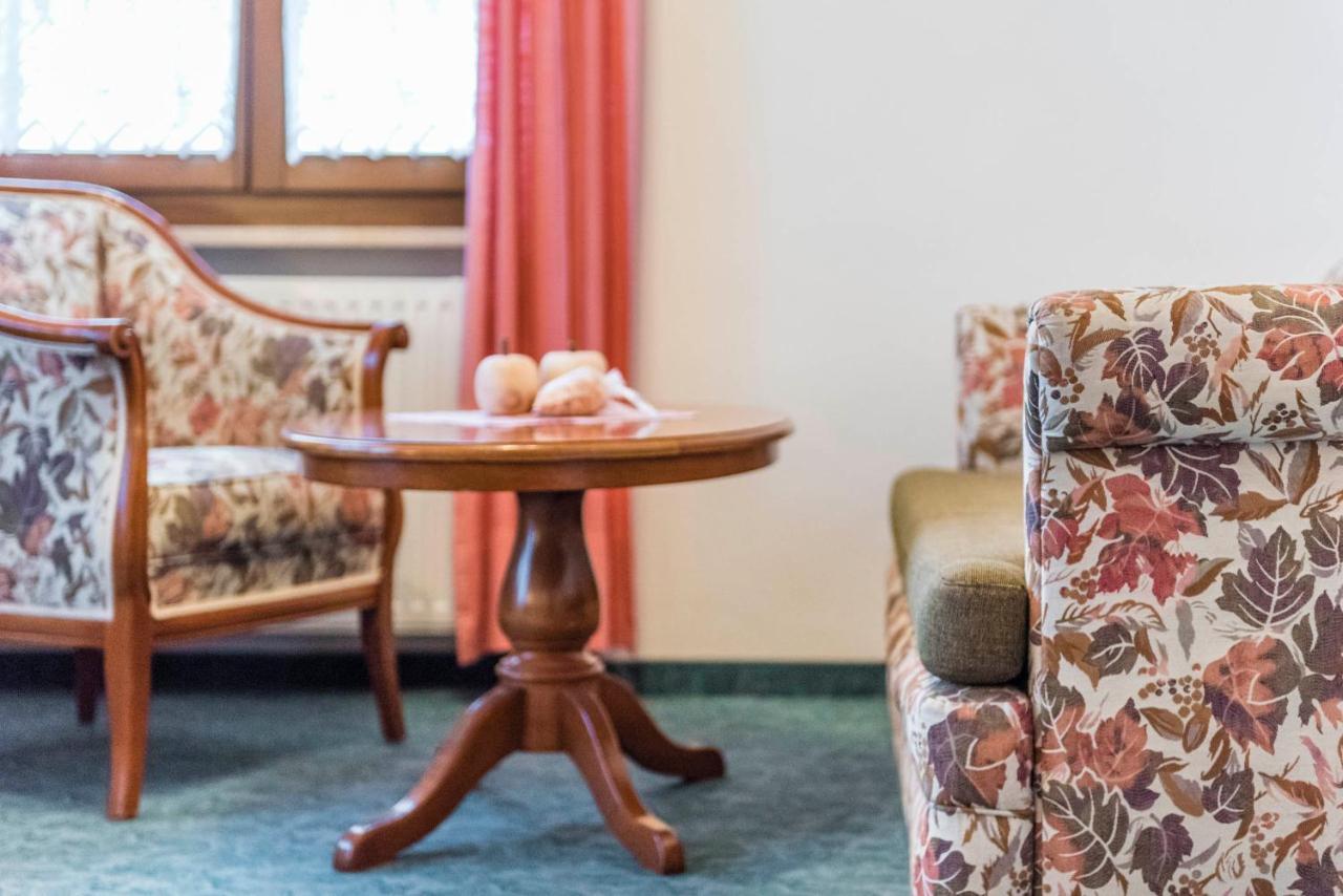 Hotel Peter Petersberg Szoba fotó